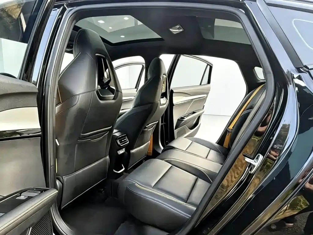 MG MG5 Scorpio — миниатюра 4