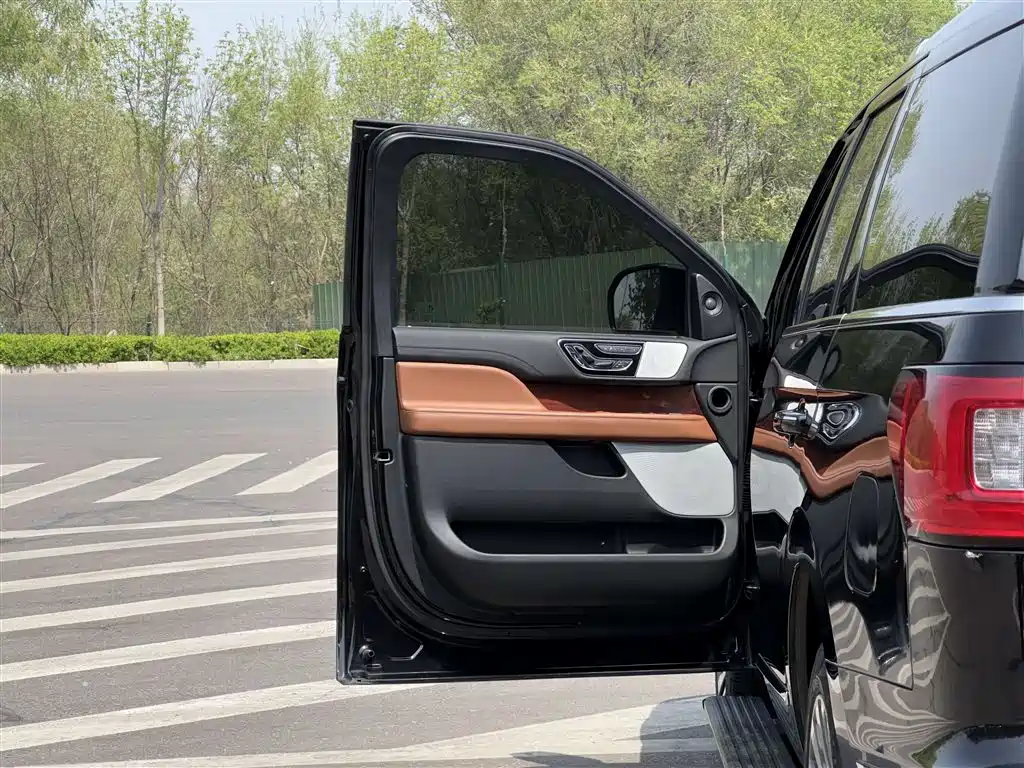 Lincoln Navigator 2020 3.5T
