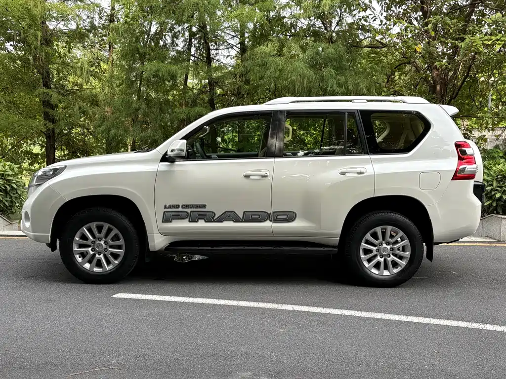 Toyota Prado (Import) — миниатюра 3