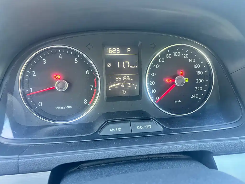 Volkswagen Lavida — миниатюра 5