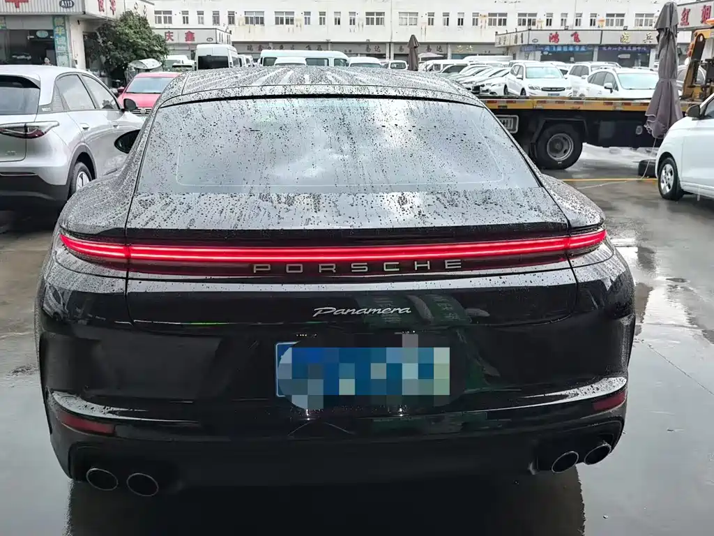 Porsche Panamera — миниатюра 2