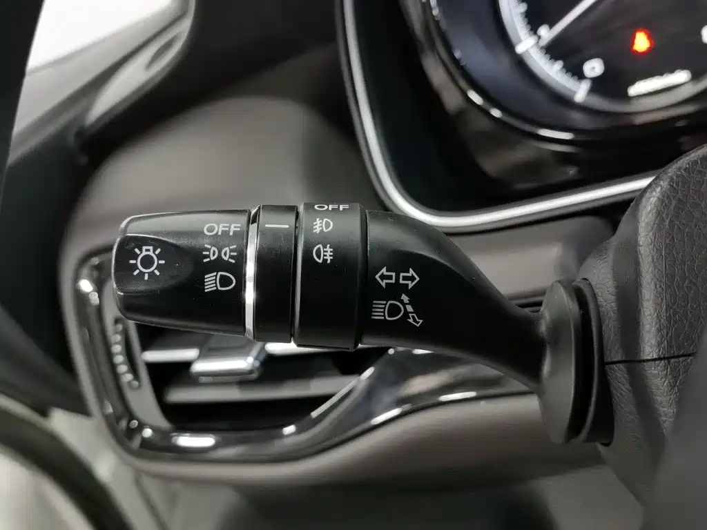 GAC Motor Trumpchi M6 — миниатюра 21