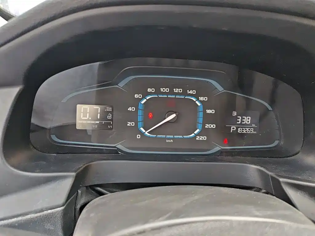 Roewe 360 — миниатюра 4