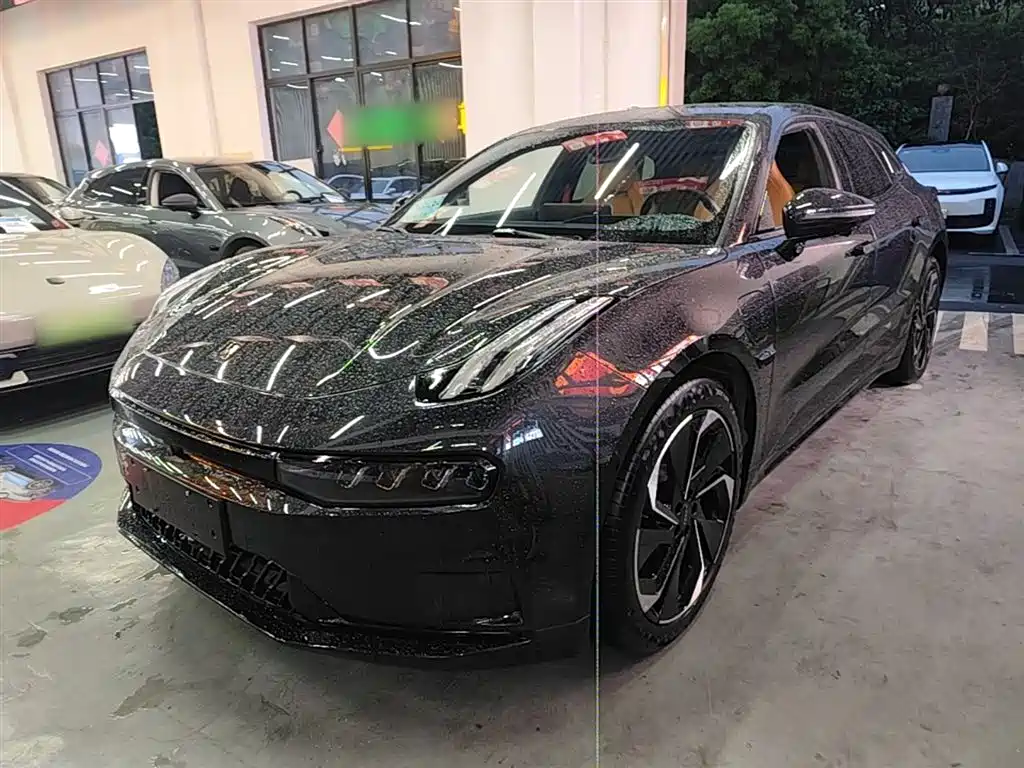 Zeekr 001 2022