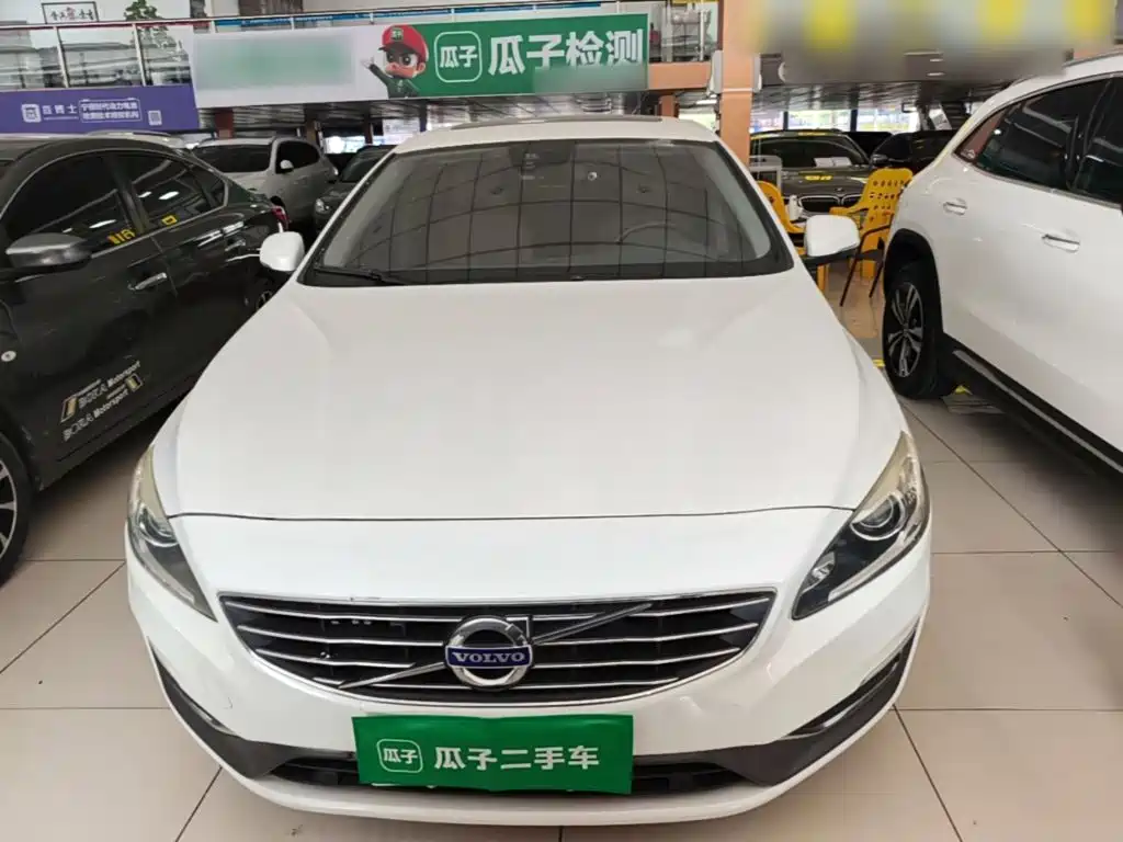 Volvo S60 — миниатюра 3