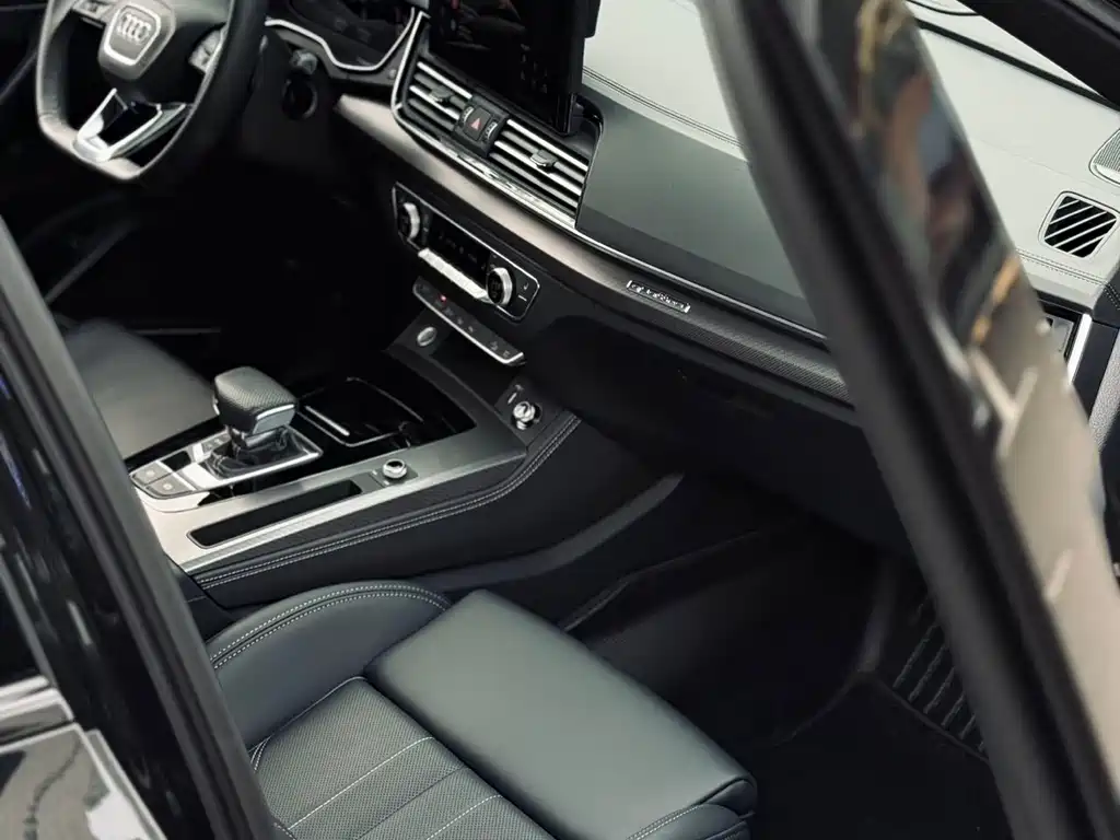 Audi Q5L 2024 45 TFSI Luxury