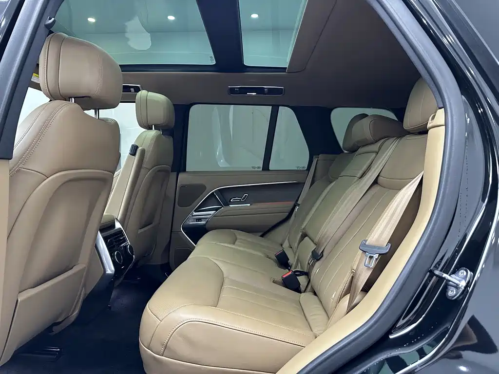 Land Rover Range Rover — миниатюра 10