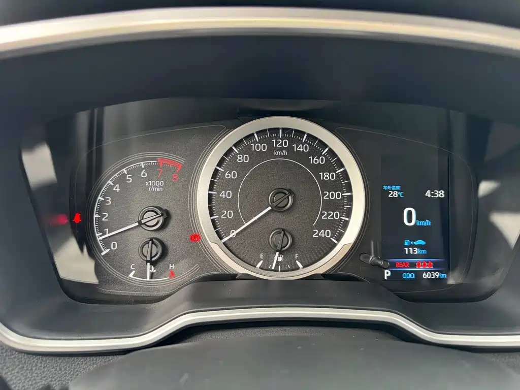 Toyota Frontlander — миниатюра 12