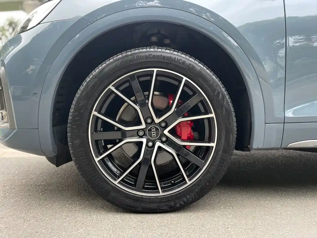 Audi Q5L — миниатюра 11