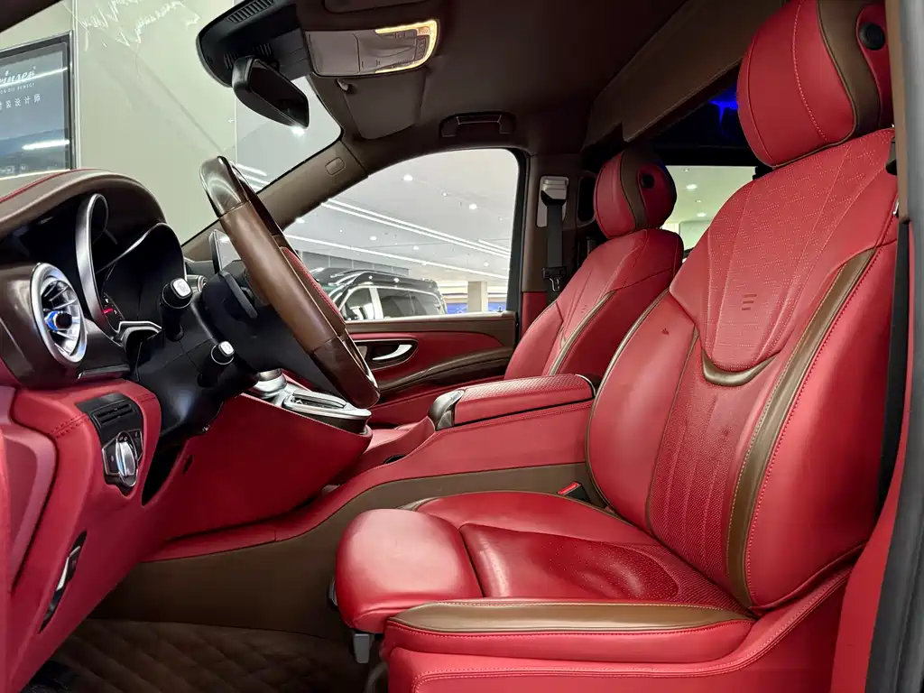 MERCEDES-BENZ V CLASS