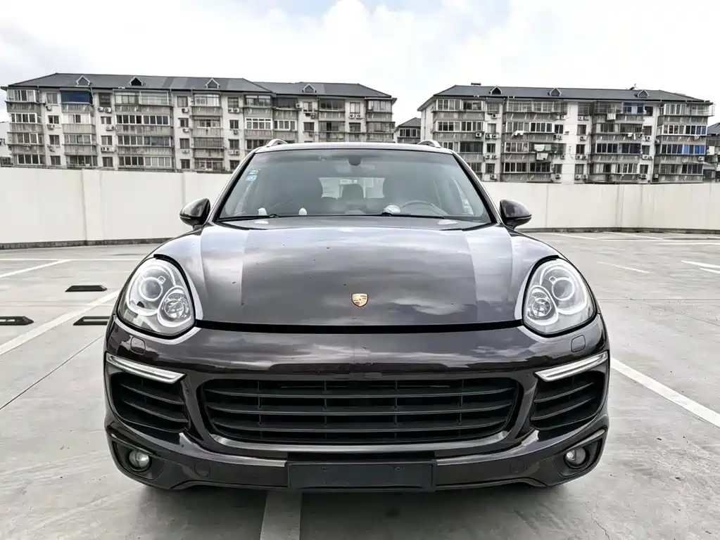 Porsche Cayenne — миниатюра 2