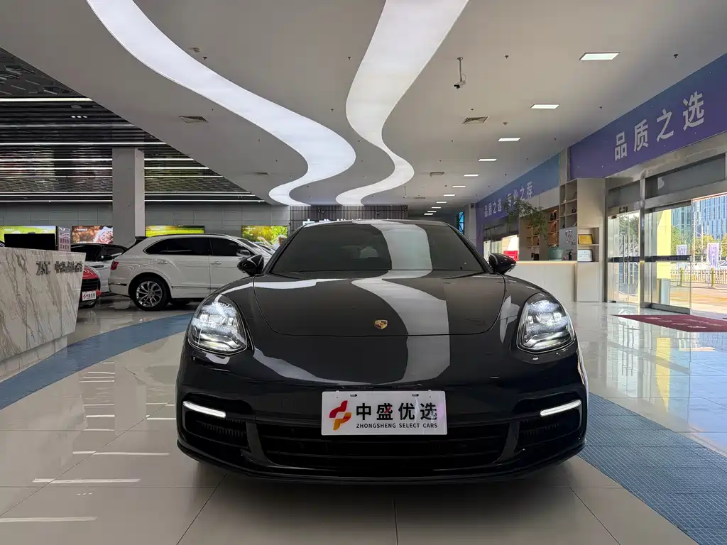 Porsche Panamera — миниатюра 2