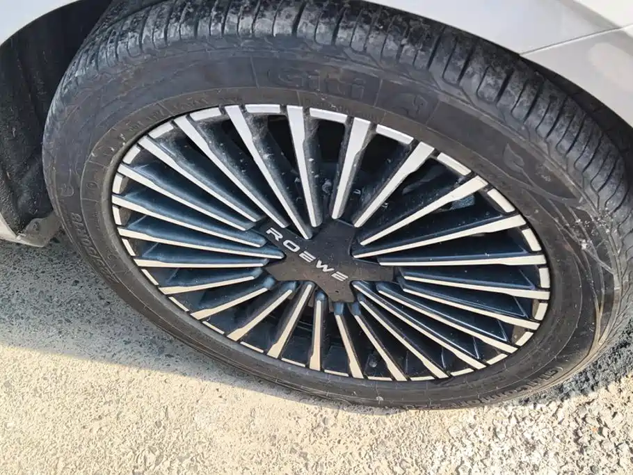 Roewe M7 DMH — миниатюра 6