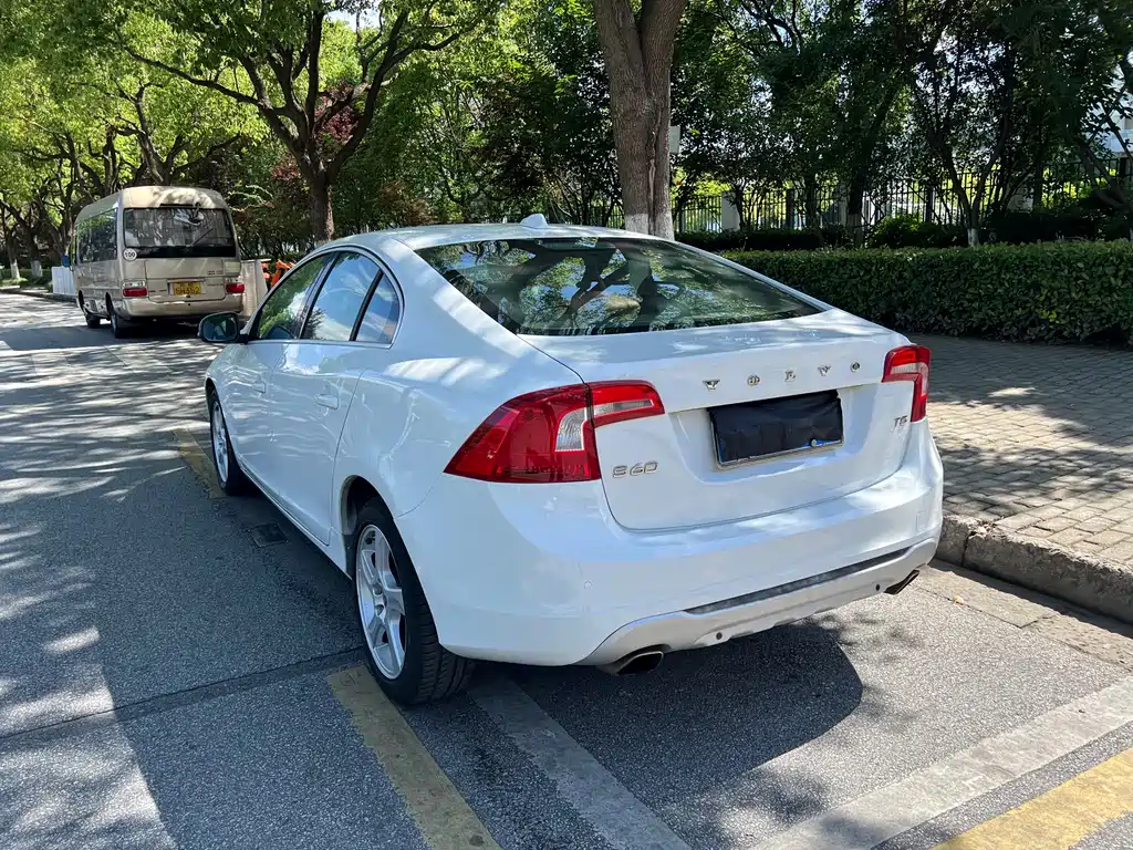 Volvo S60 2013 T5