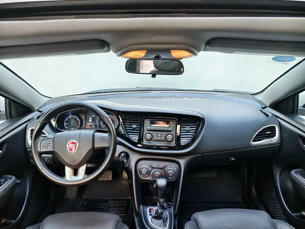 Fiat Viaggio — миниатюра 15