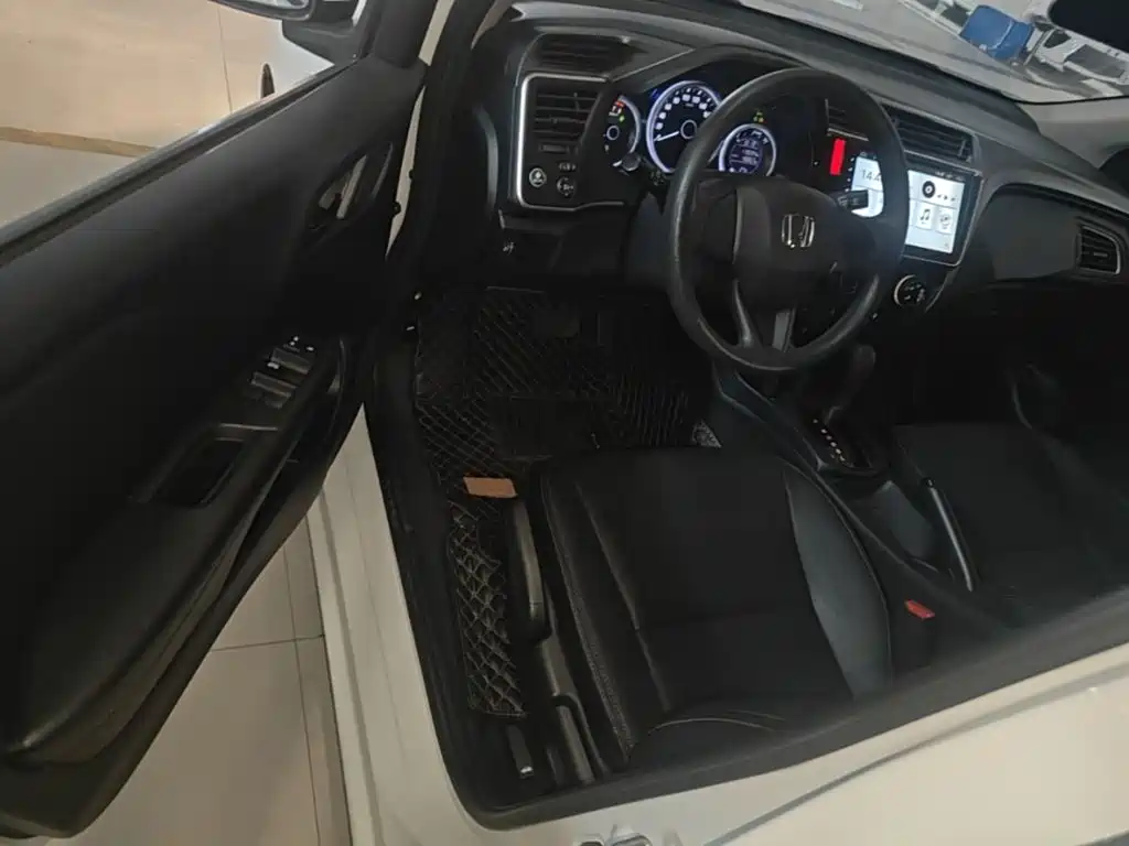 Honda City — миниатюра 16