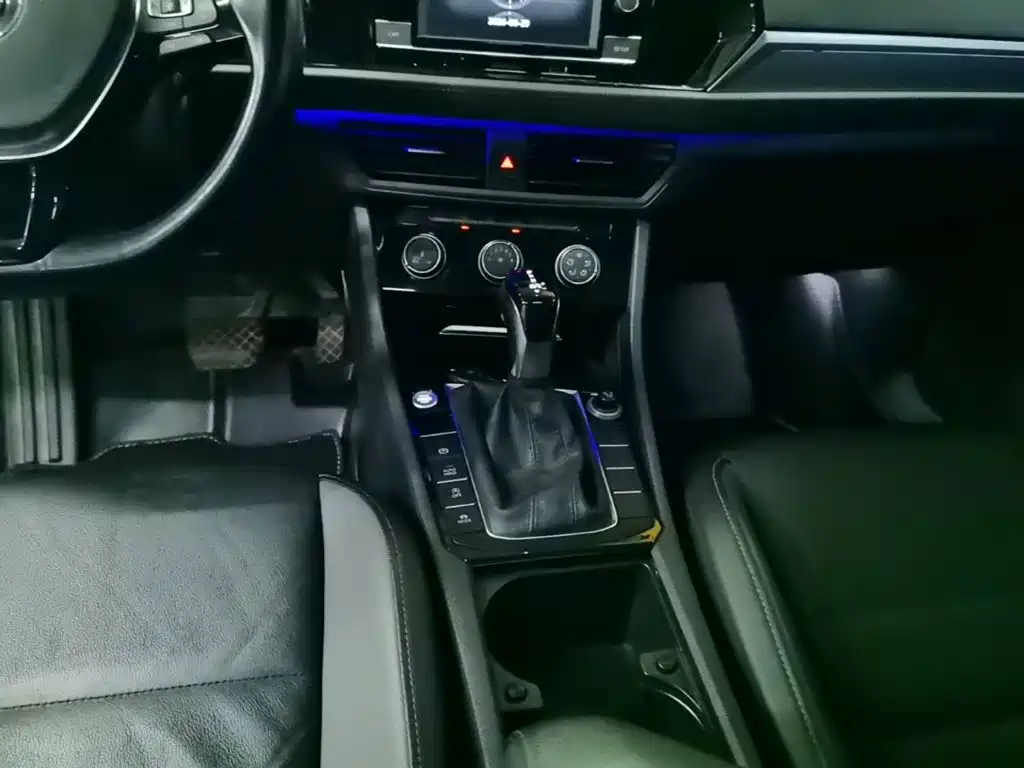 Volkswagen Sagitar — миниатюра 14