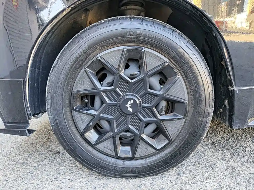 Wuling MINIEV — миниатюра 23