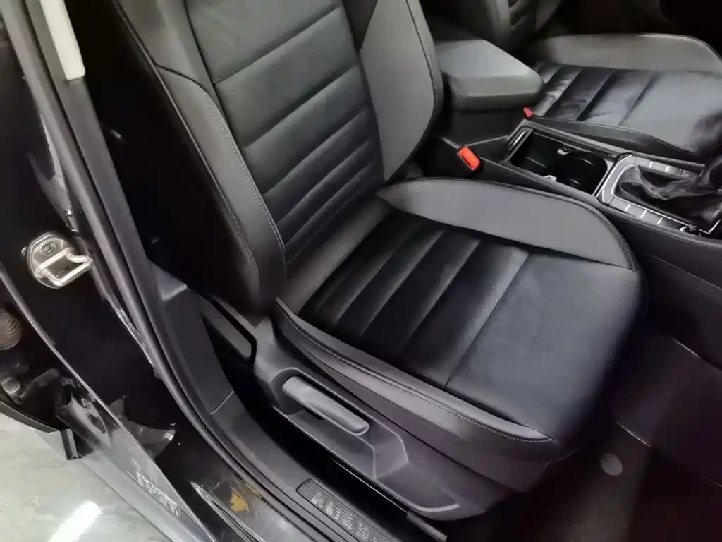 Volkswagen Sagitar — миниатюра 25