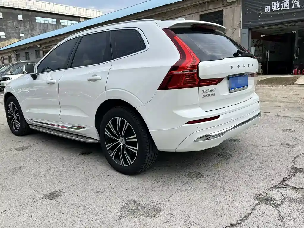 Volvo XC60 — миниатюра 6