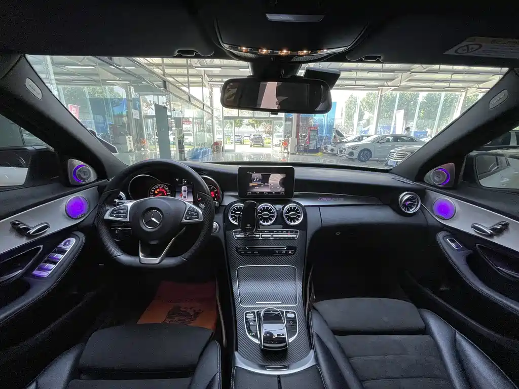 Mercedes-Benz C-Class — миниатюра 7