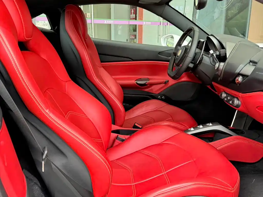 Ferrari 488 — миниатюра 9