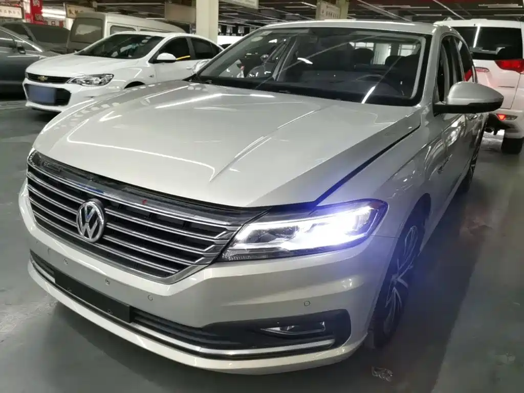 Volkswagen Lavida — миниатюра 2
