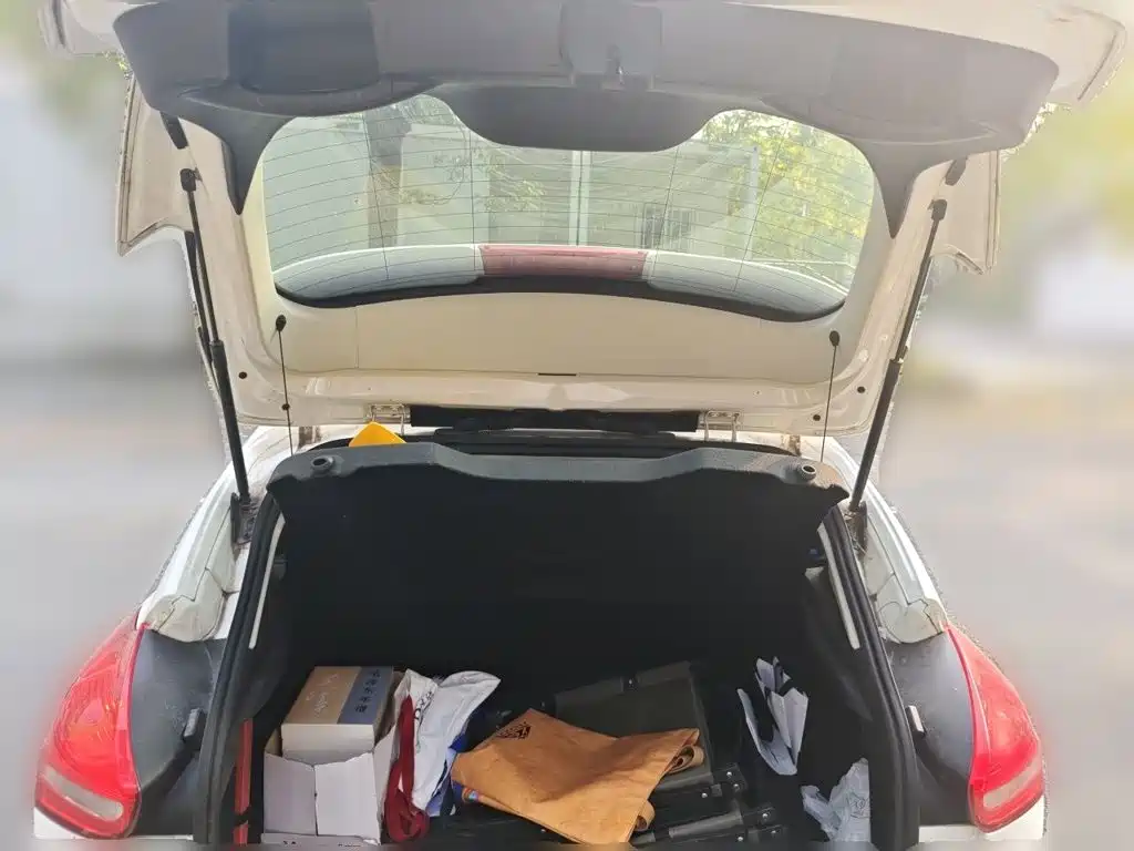 Ford Focus — миниатюра 15