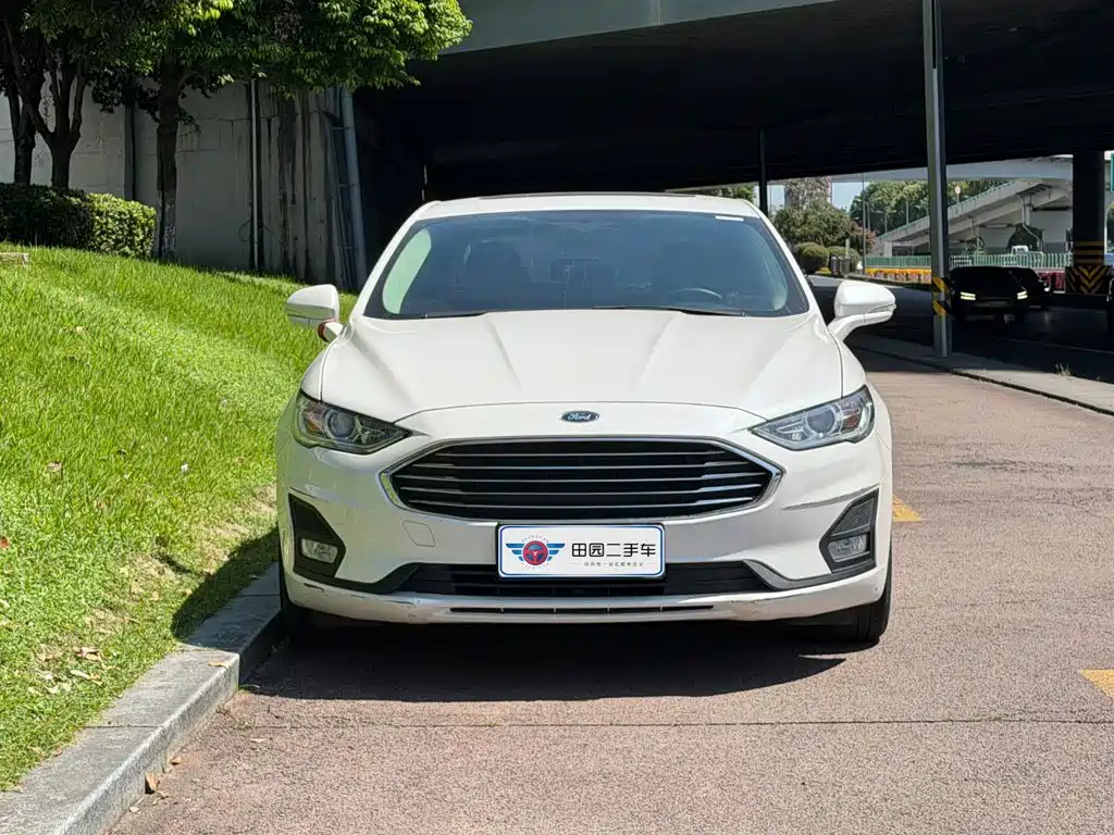 Ford Mondeo — миниатюра 2