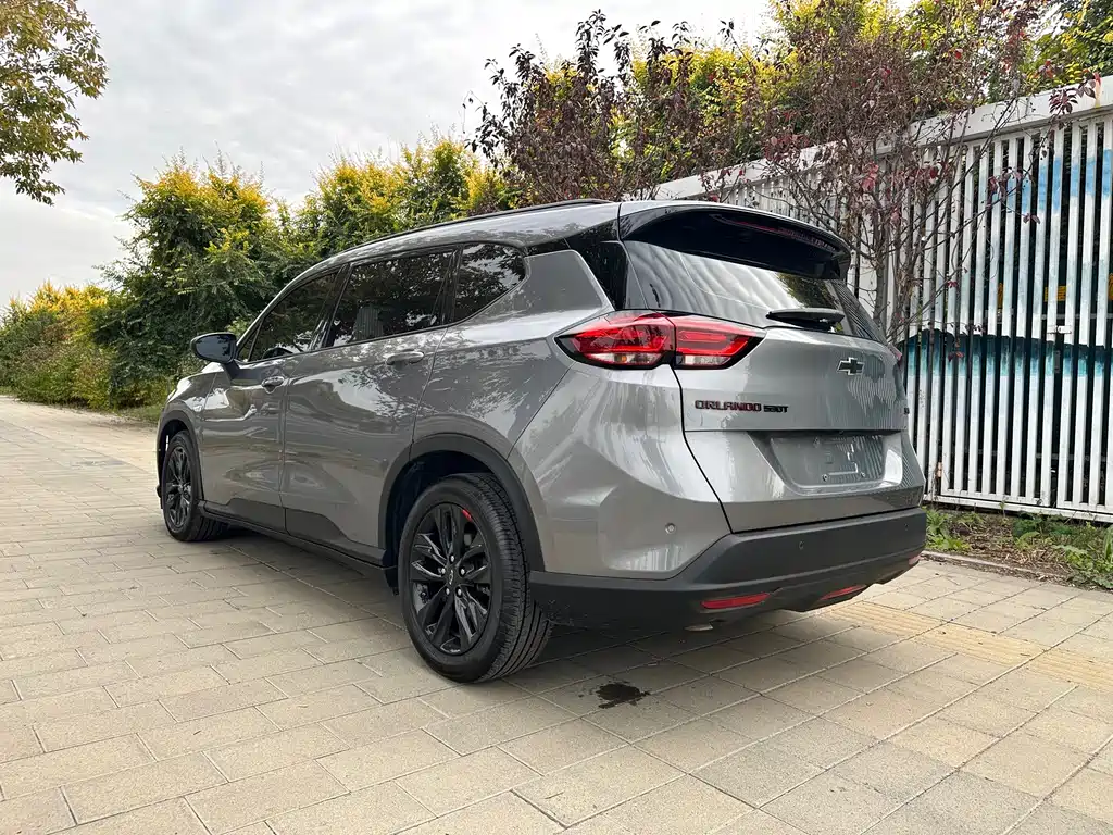 Chevrolet Volando — миниатюра 8
