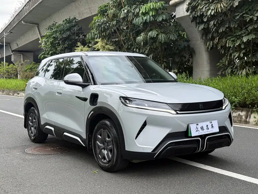 BYD Yuan UP — миниатюра 3