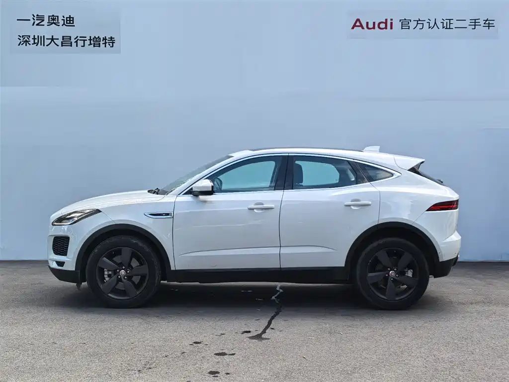 Jaguar E-PACE — миниатюра 6
