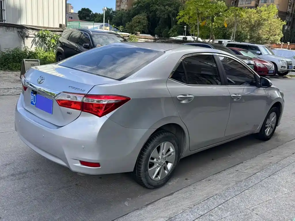 Toyota Corolla — миниатюра 6