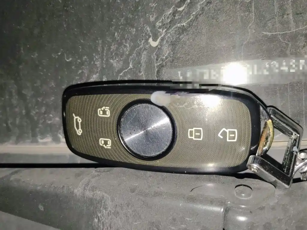 Roewe iMAX8 — миниатюра 12