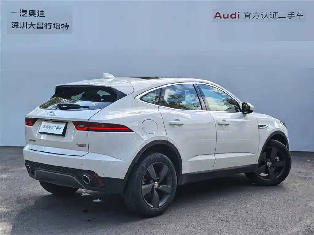 Jaguar E-PACE — миниатюра 3