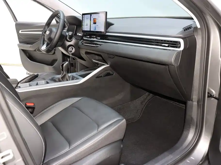 Geely Emgrand — миниатюра 8