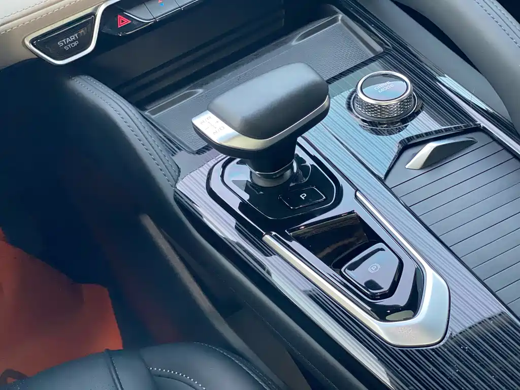 GEELY AUTOMOBILE XINGYUE L