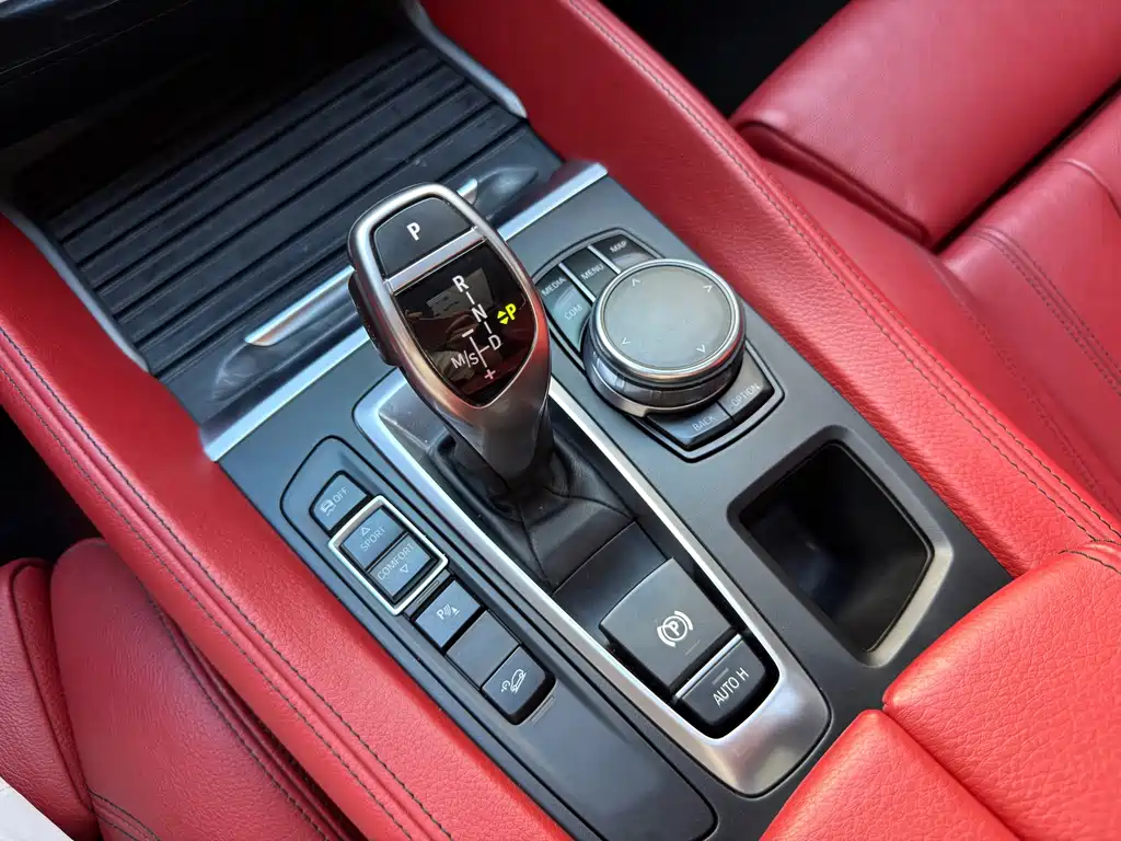 BMW X6 — миниатюра 13