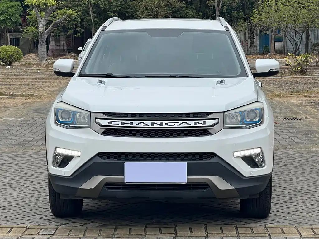 CHANGAN CS75