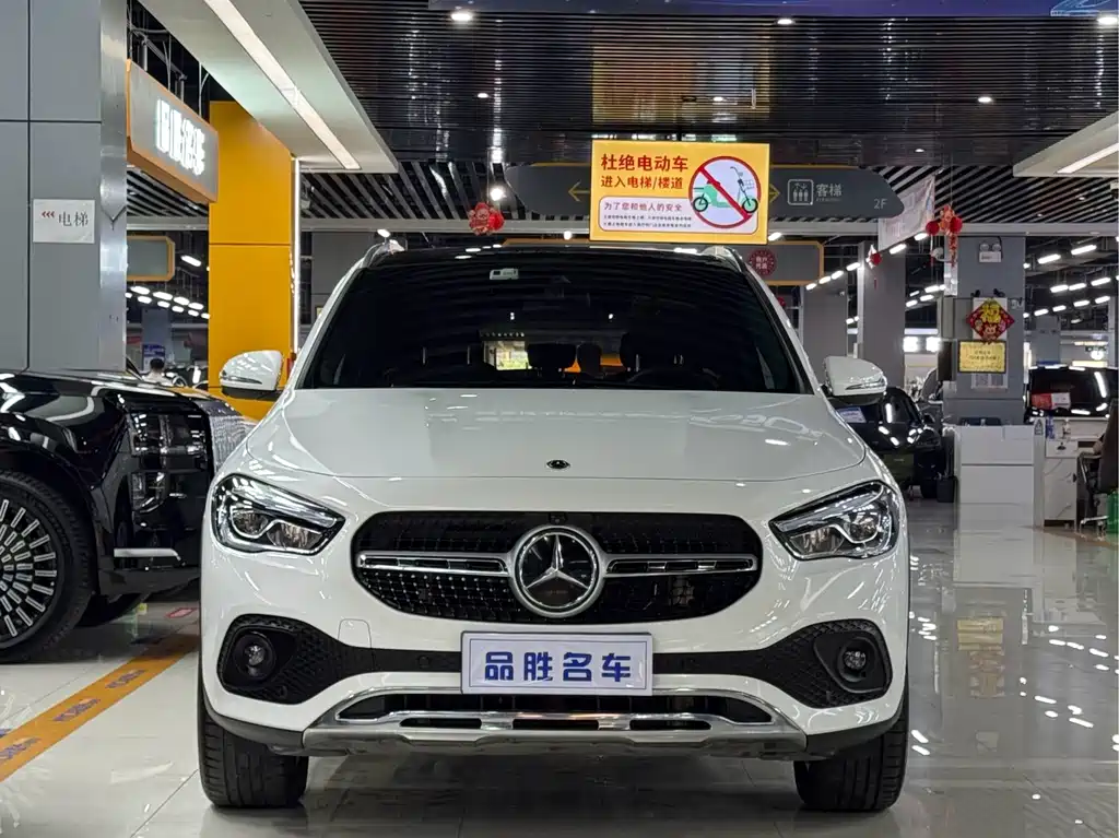Mercedes-Benz GLA — миниатюра 2