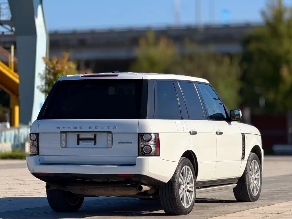 Land Rover Range Rover — миниатюра 6