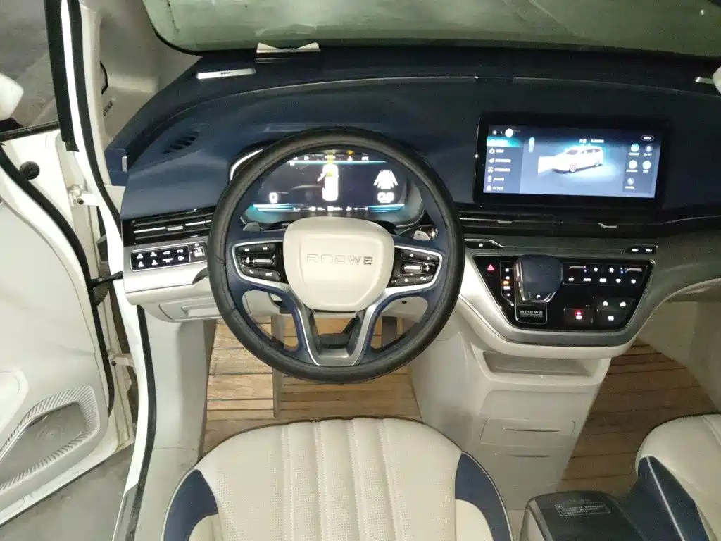 Roewe iMAX8 — миниатюра 3