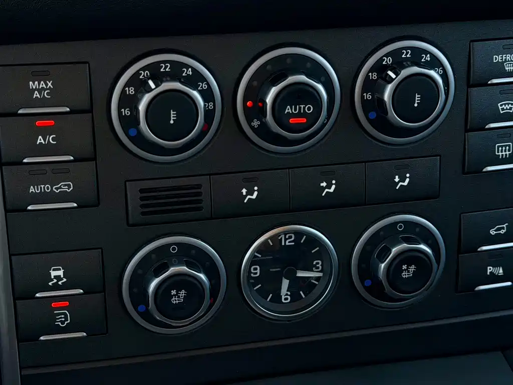 Land Rover Range Rover — миниатюра 13