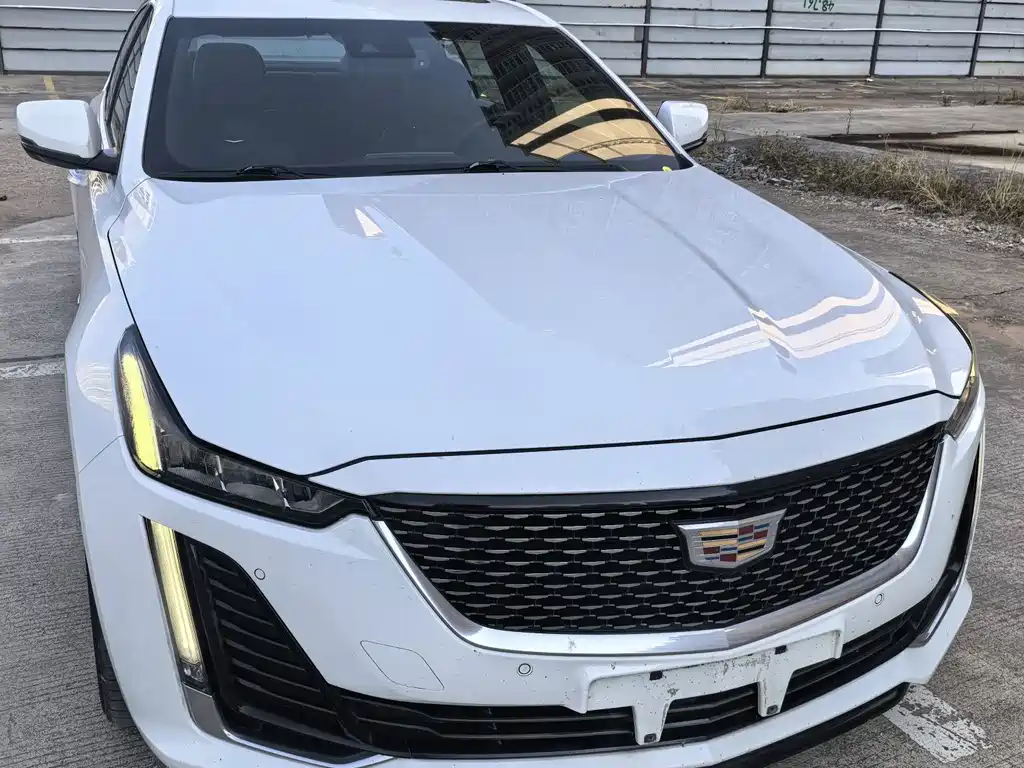 Cadillac CT5 — миниатюра 3