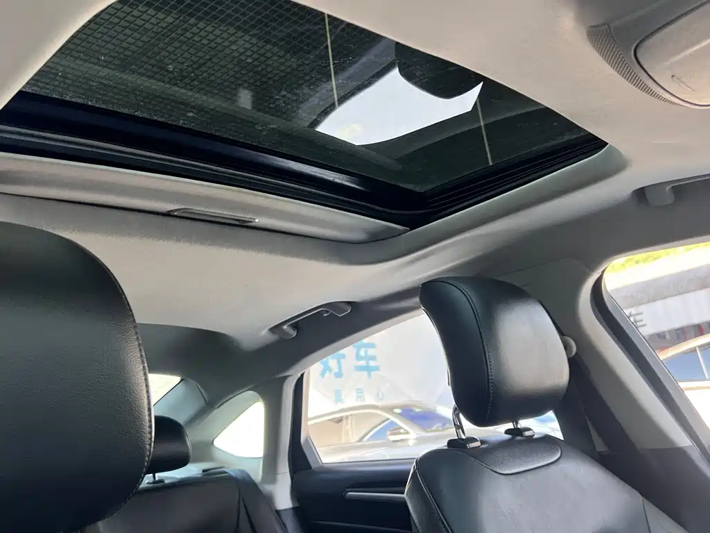 Ford Mondeo — миниатюра 29