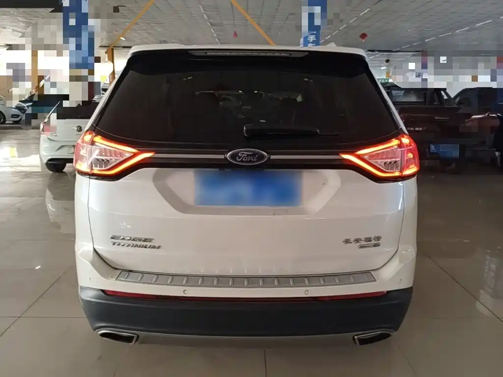 Ford Edge — миниатюра 6