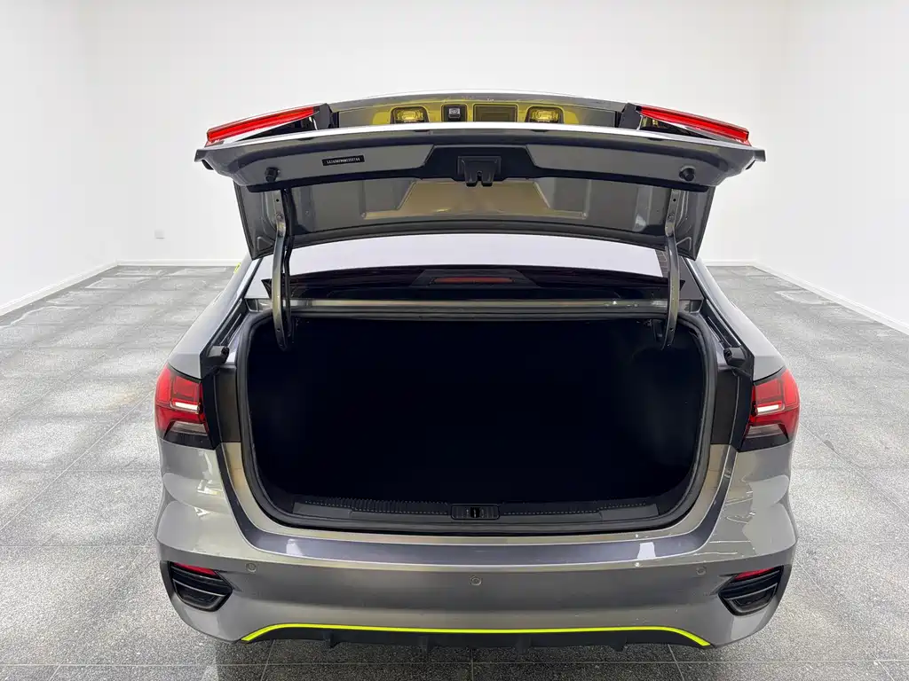Roewe i5 — миниатюра 15