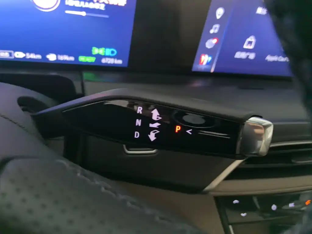 Buick GL8 Hybrid — миниатюра 14