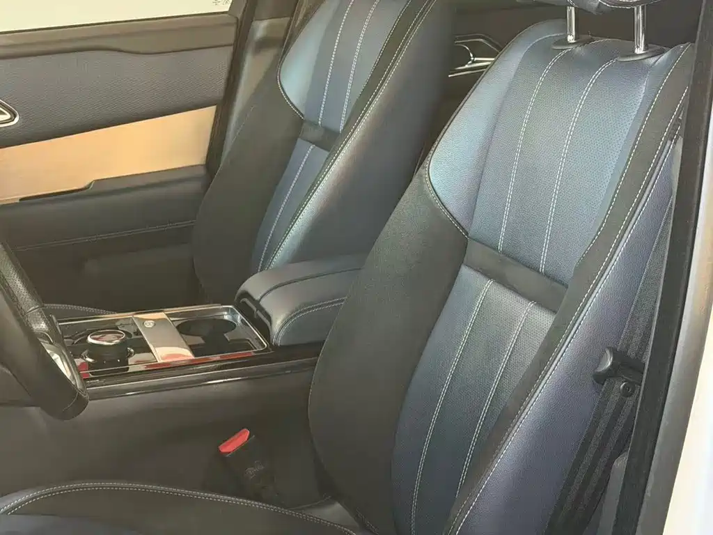 Land Rover Velar — миниатюра 10