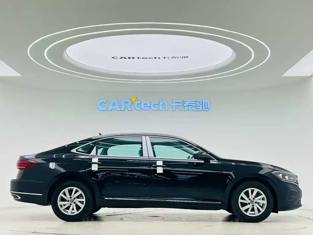 Volkswagen Passat — миниатюра 4